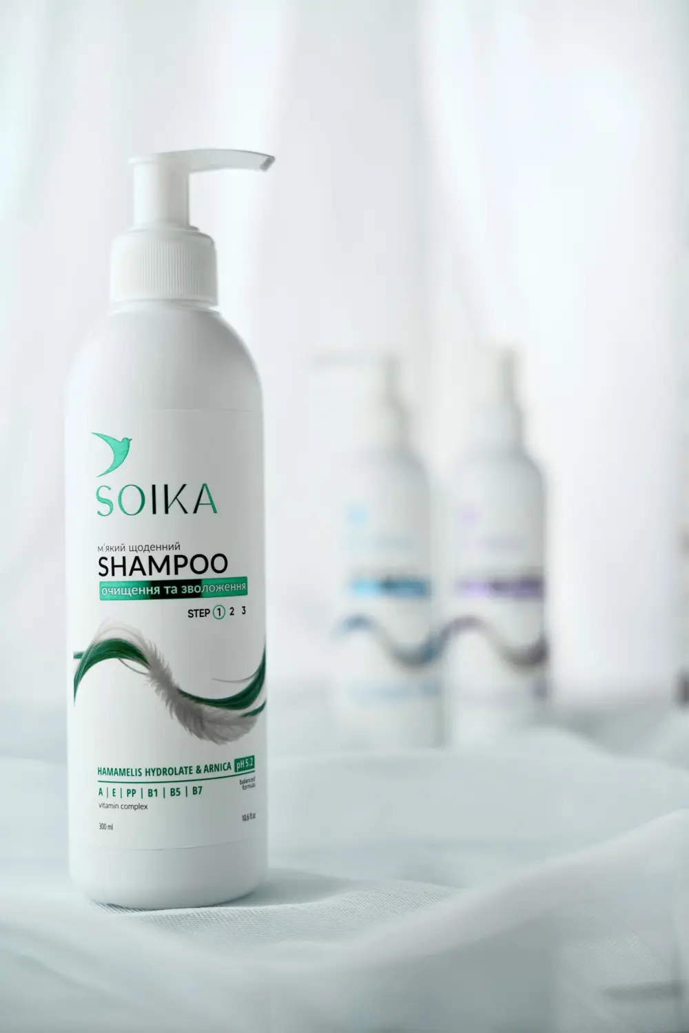 Шампунь для всіх типів волосся з вітамінами SOIKA 300 мл